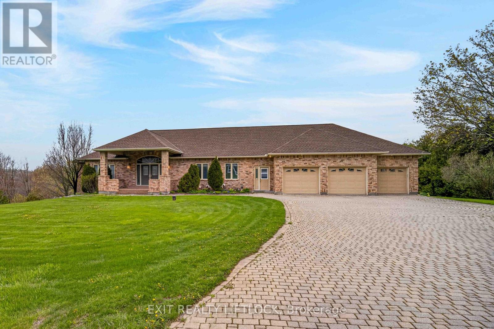2045 CAMPBELL AVENUE - 1