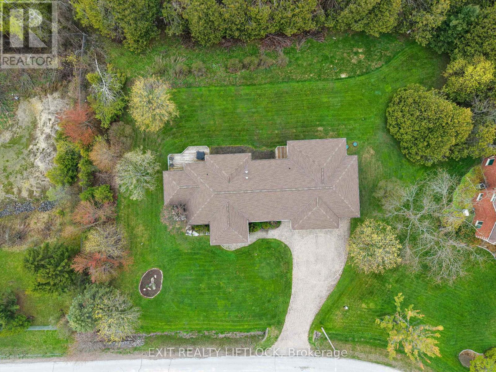 2045 CAMPBELL AVENUE - 47