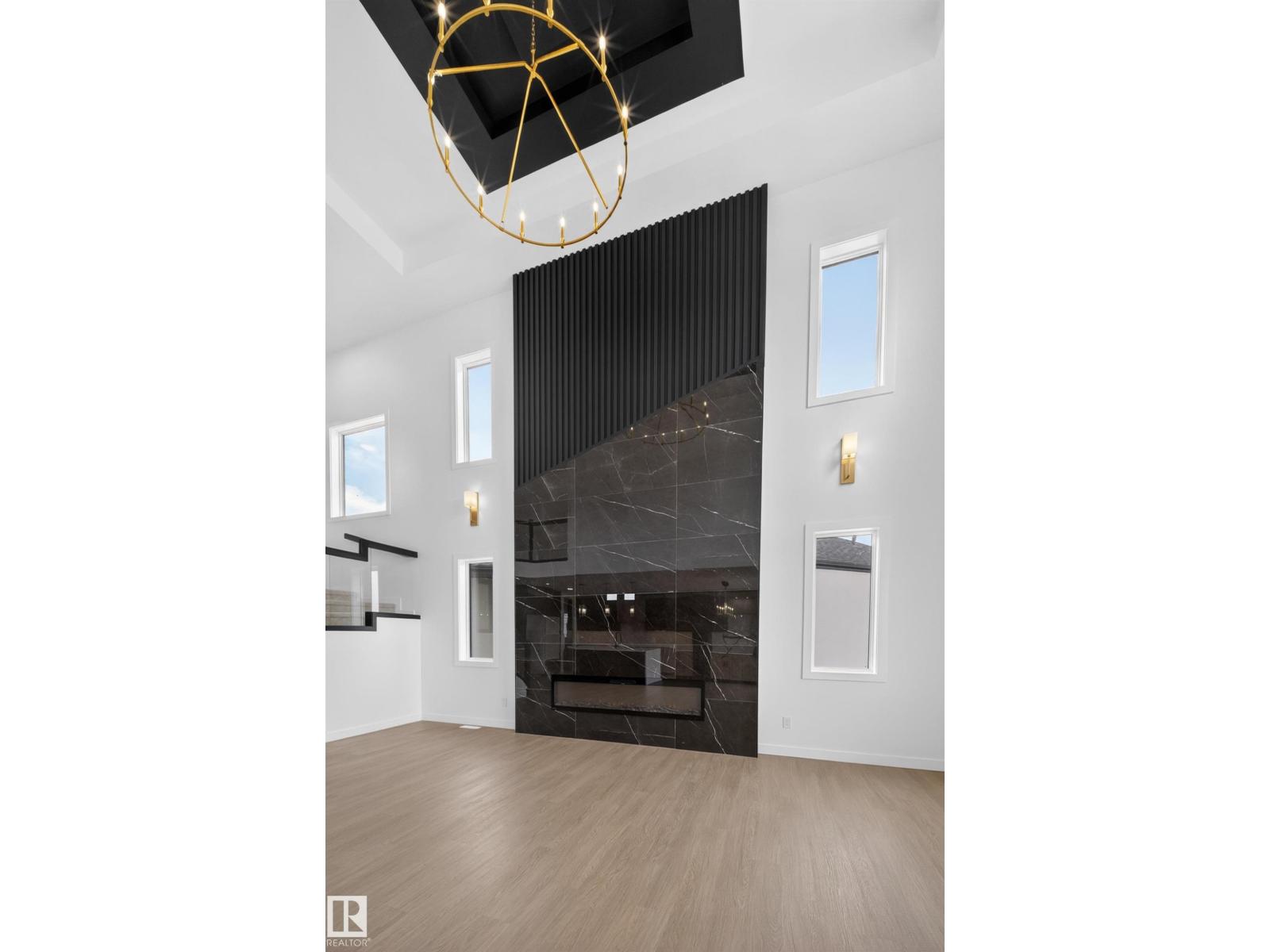 260 166 AV NE - 32