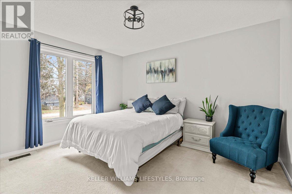 4547 WILLIAM STREET - 25