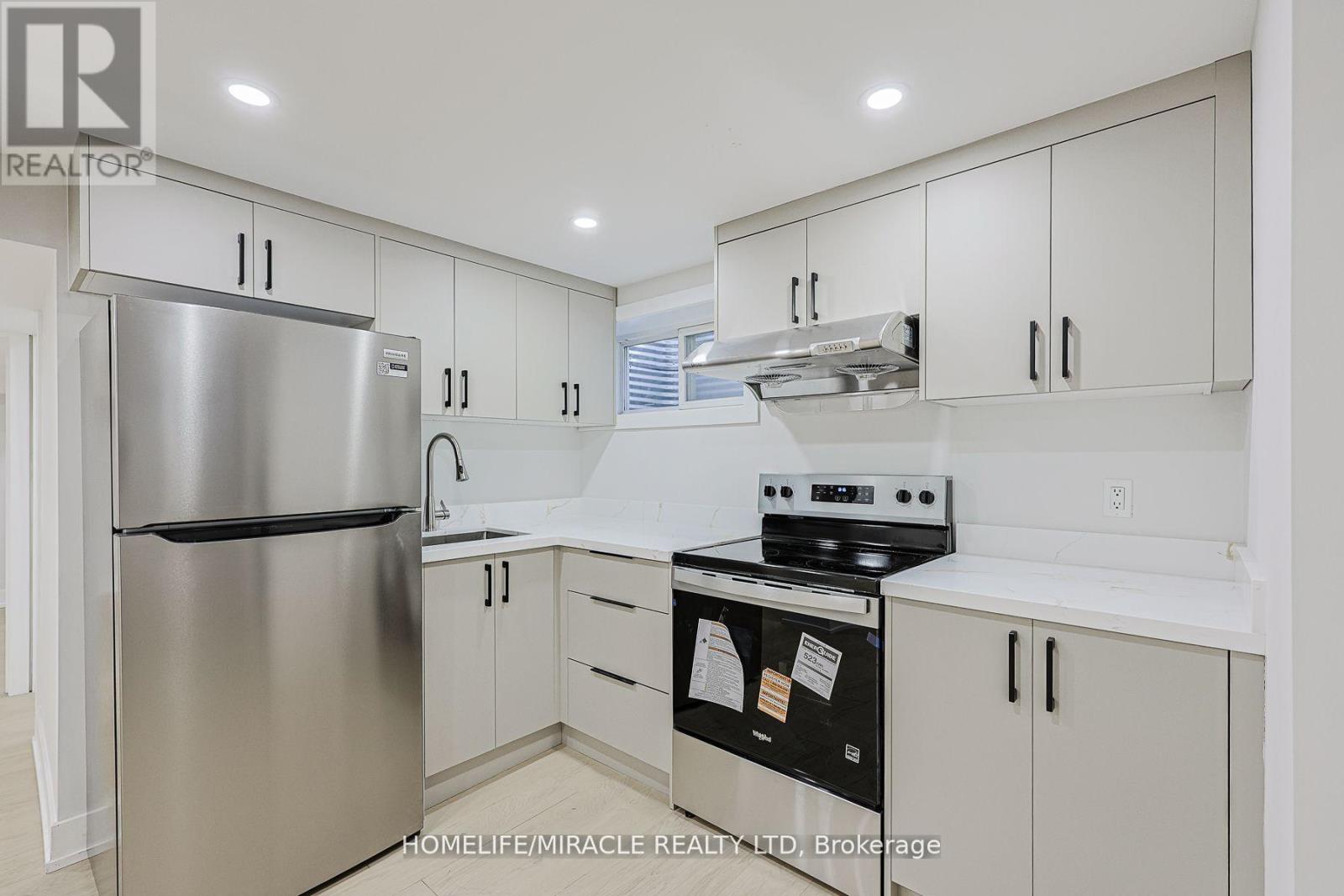 22 ARNPRIOR ROAD - 30