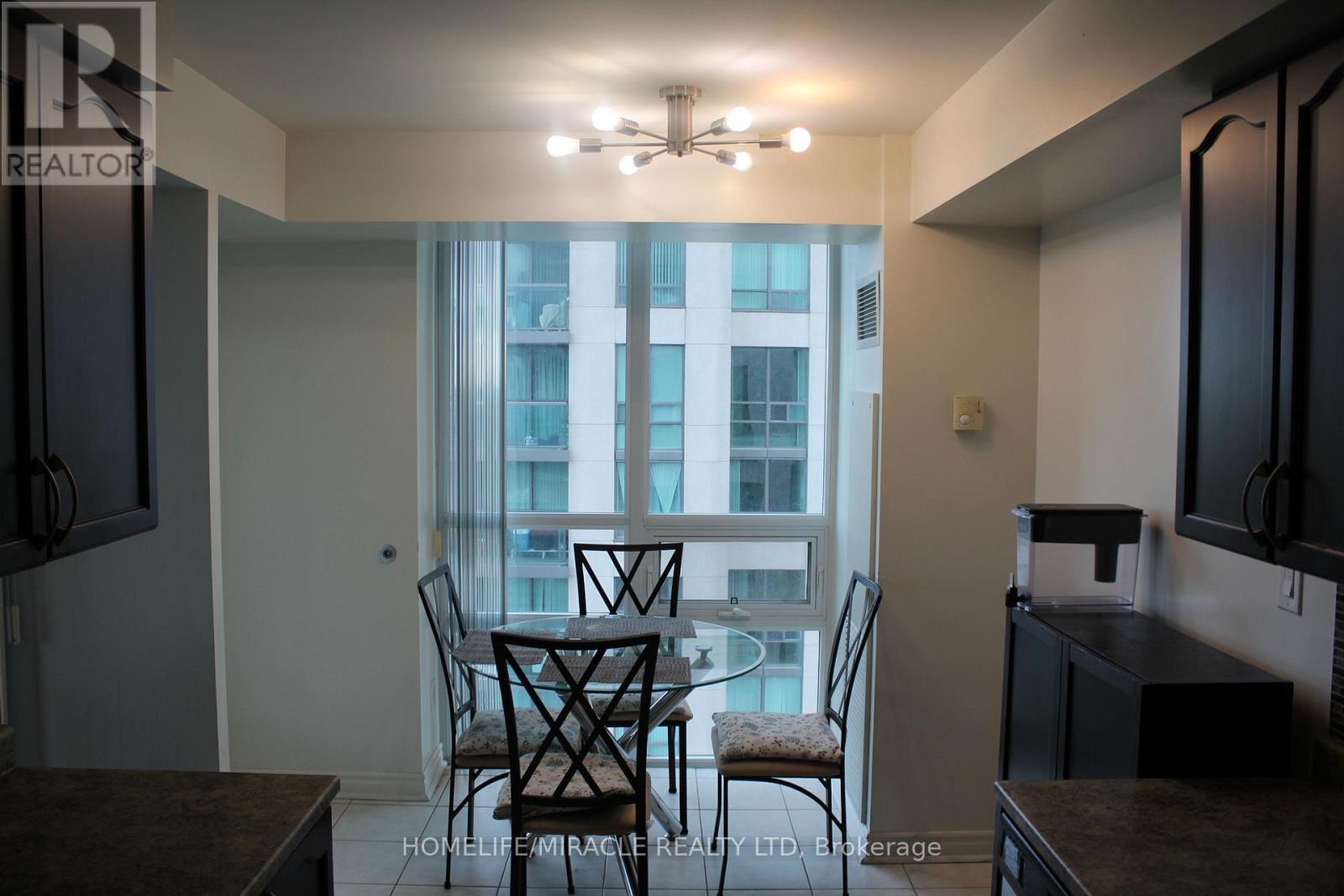 #1608 88 GRANGEWAY AVENUE - 19