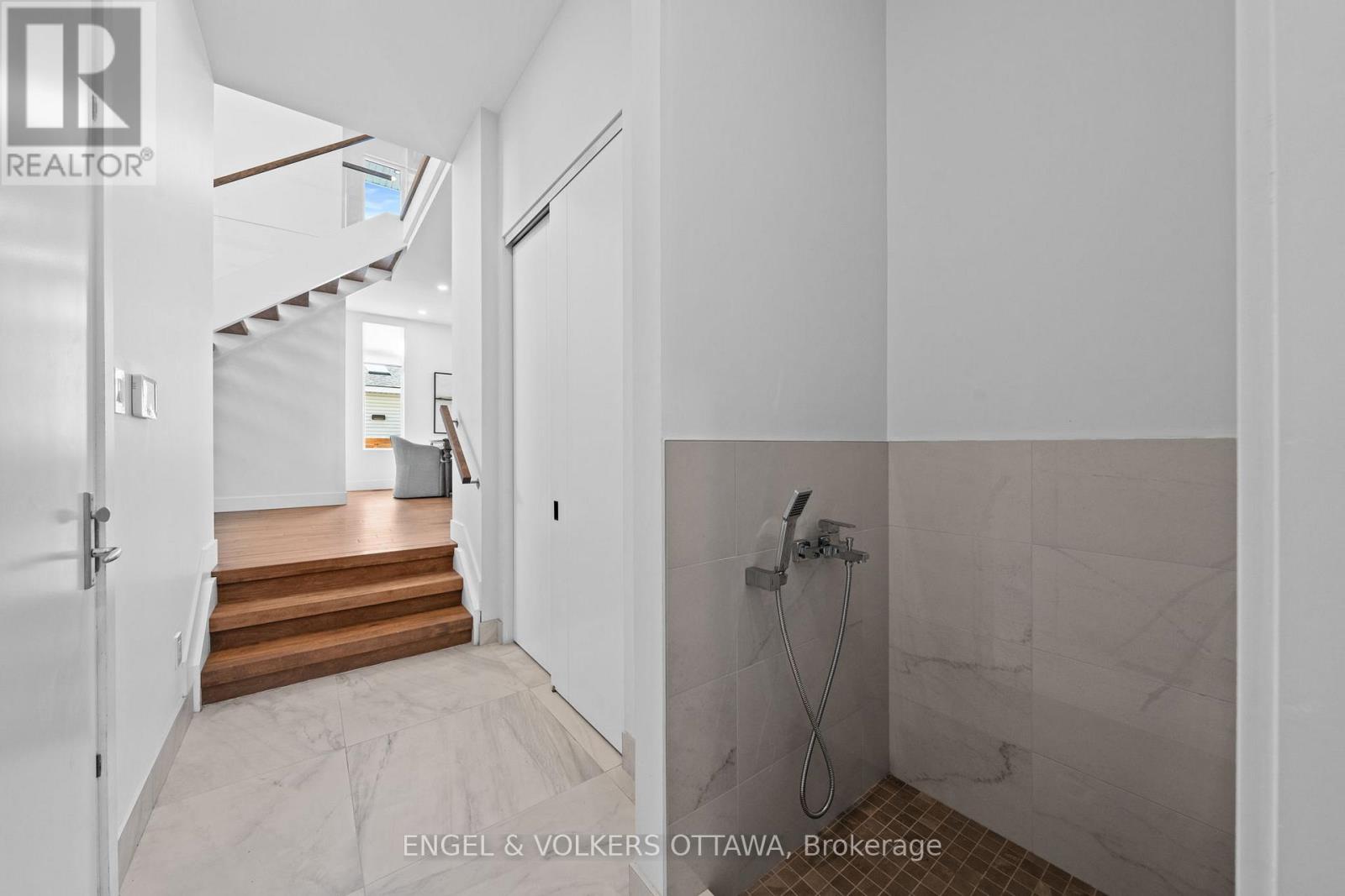 620 ROWANWOOD AVENUE - 15