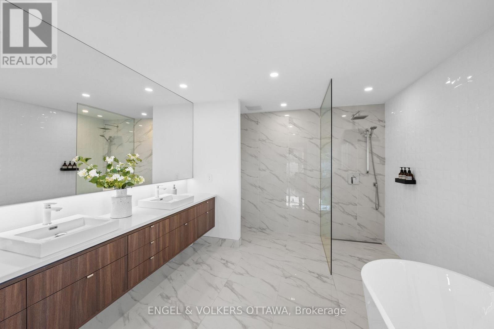 620 ROWANWOOD AVENUE - 20