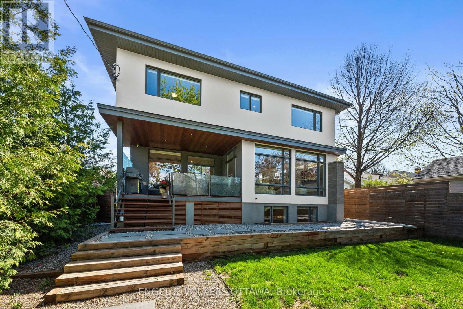 620 ROWANWOOD AVENUE - 41