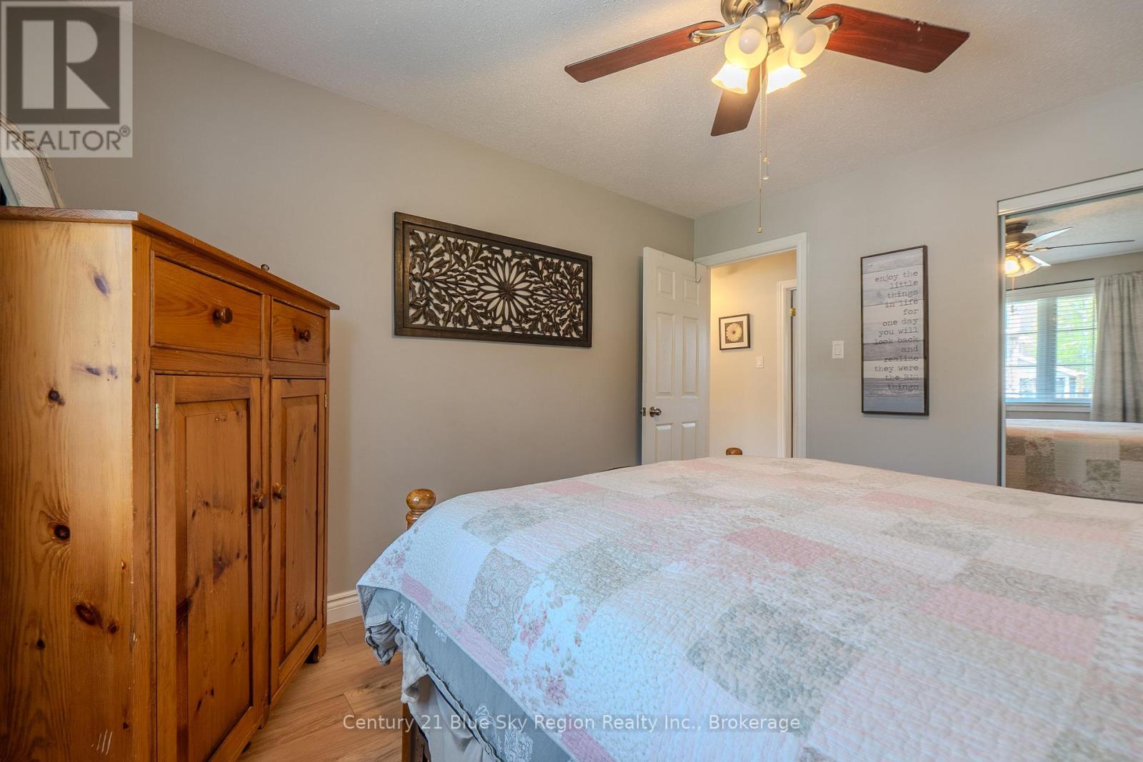 203 RANCIER STREET - 18