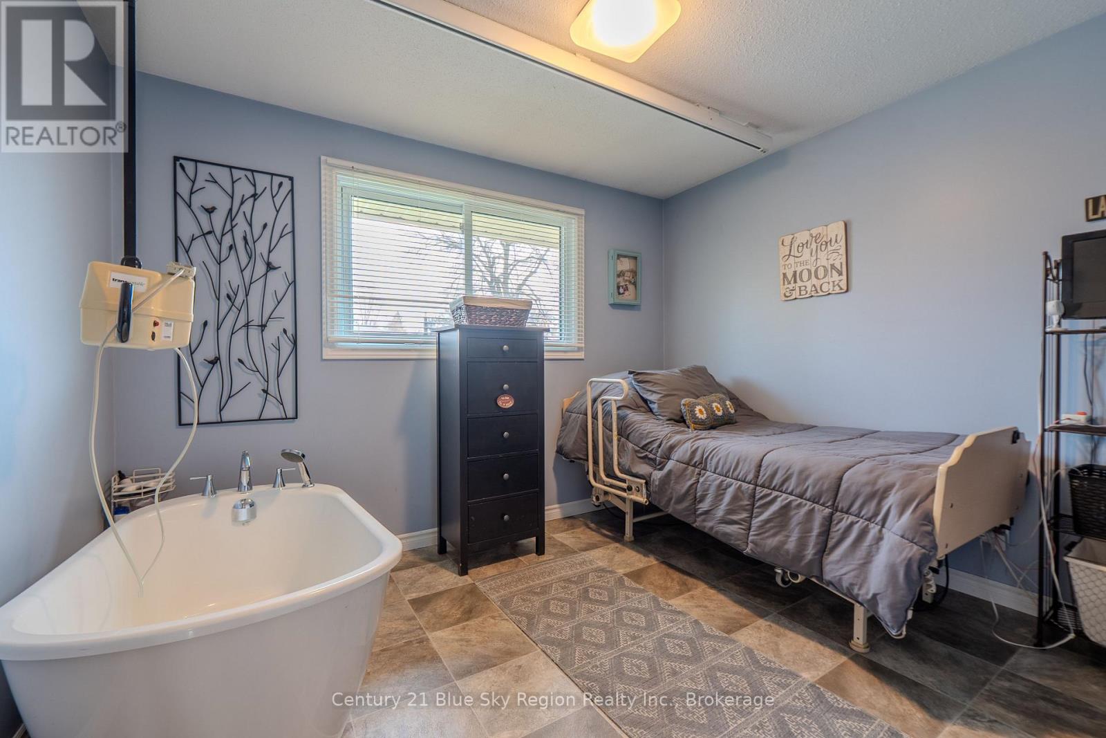 203 RANCIER STREET - 21