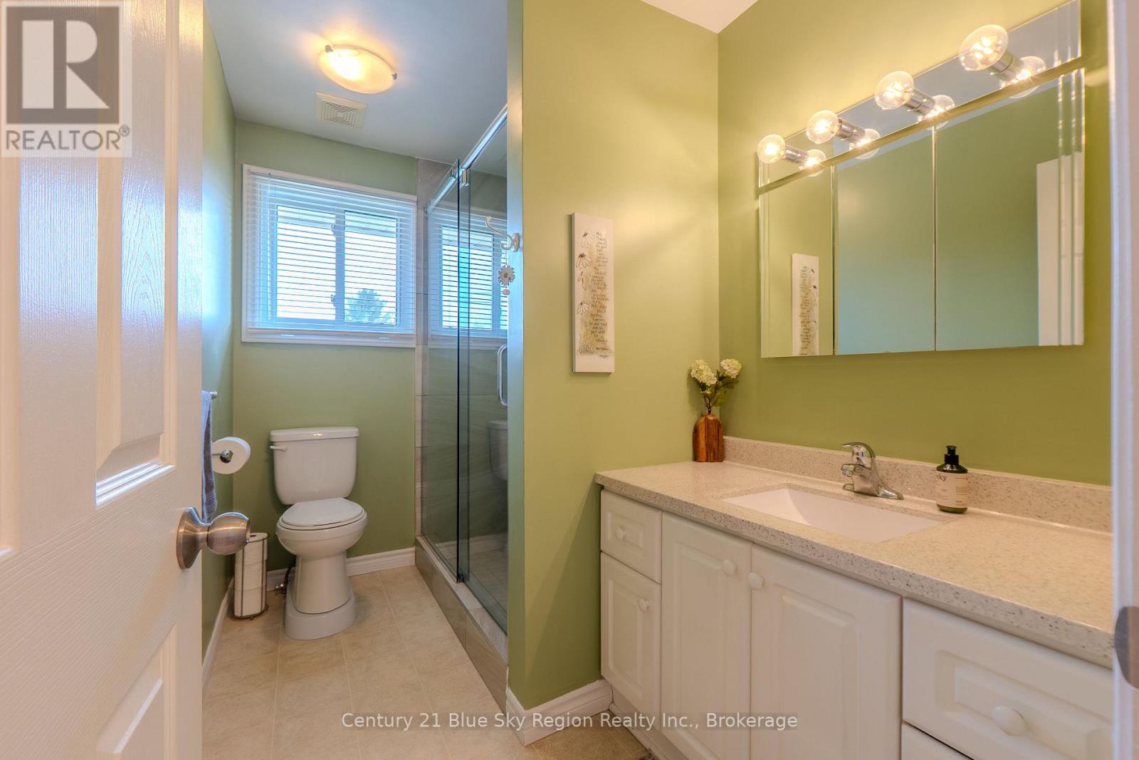203 RANCIER STREET - 23