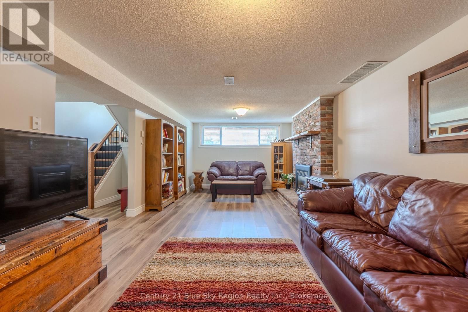 203 RANCIER STREET - 28