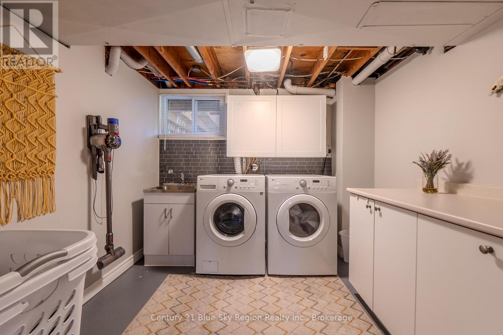 203 RANCIER STREET - 31