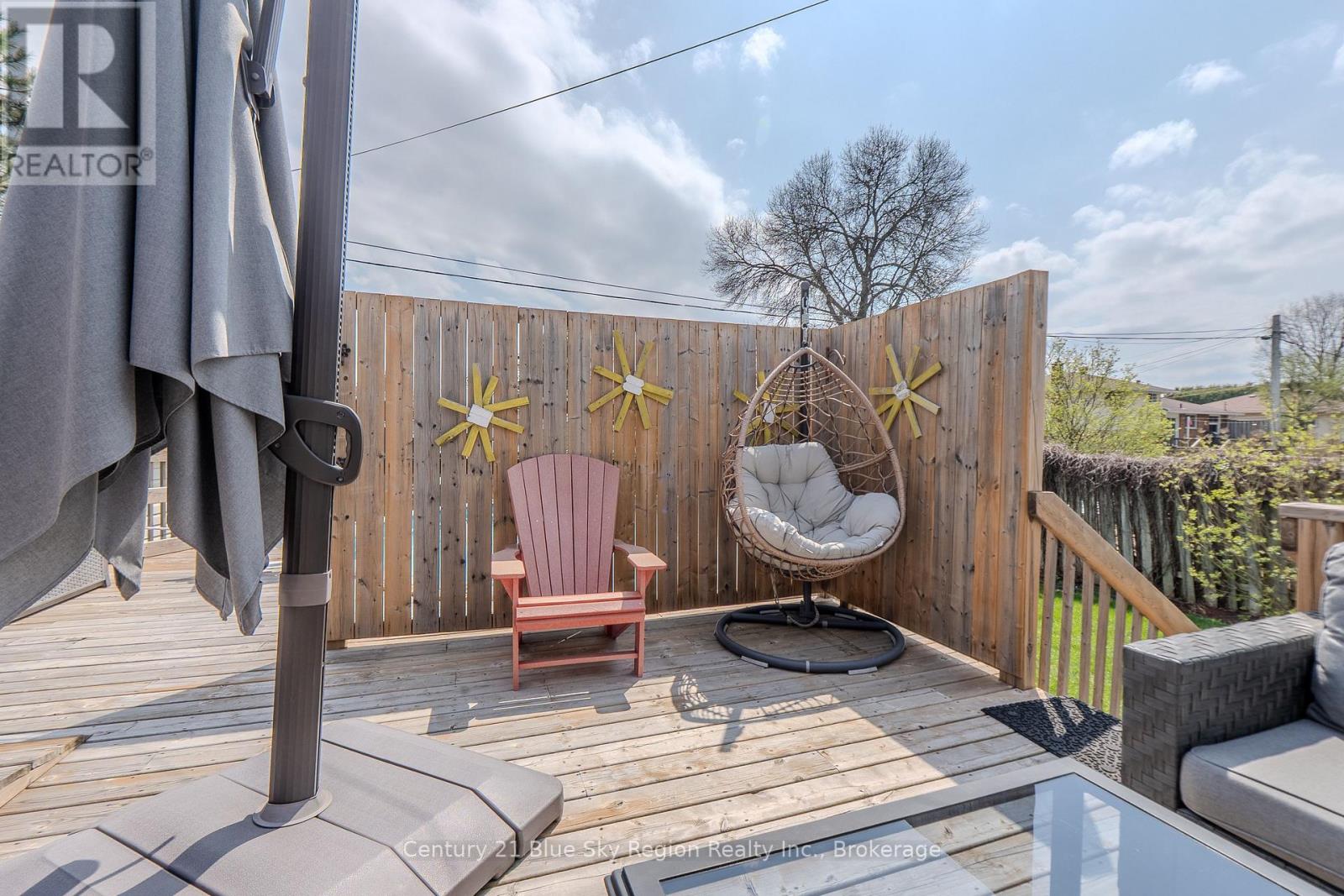 203 RANCIER STREET - 35