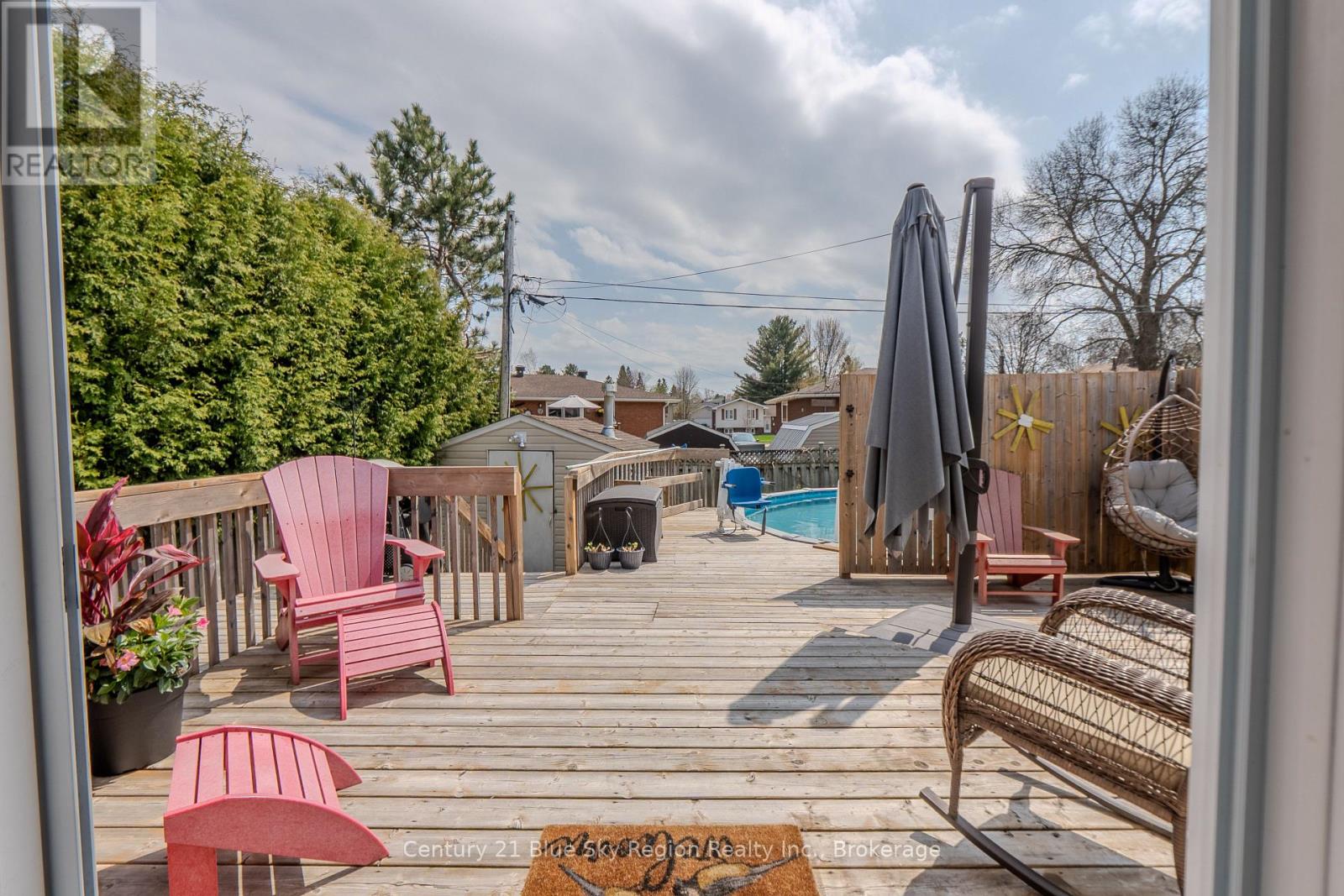 203 RANCIER STREET - 37