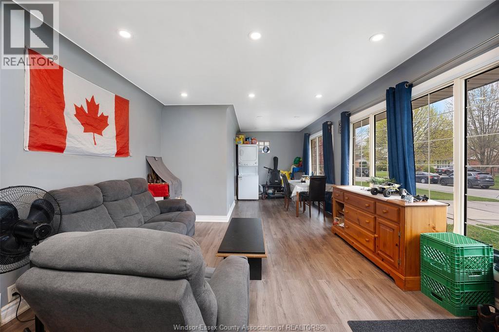 3598 RANKIN AVENUE - 14