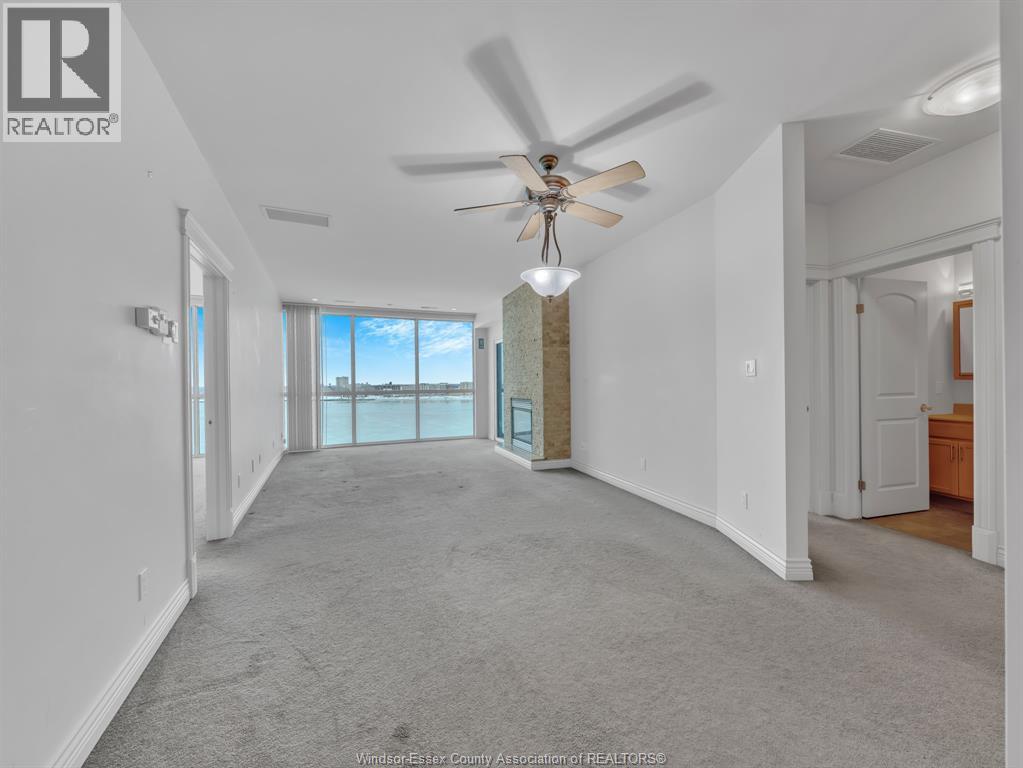 #703 1225 RIVERSIDE DRIVE West - 37