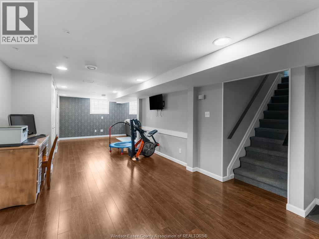 1384 GRANVILLE CRESCENT, Windsor, Ontario, N9C3N8 — Photo 12