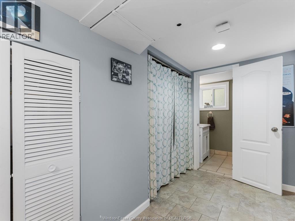 1384 GRANVILLE CRESCENT, Windsor, Ontario, N9C3N8 — Photo 15