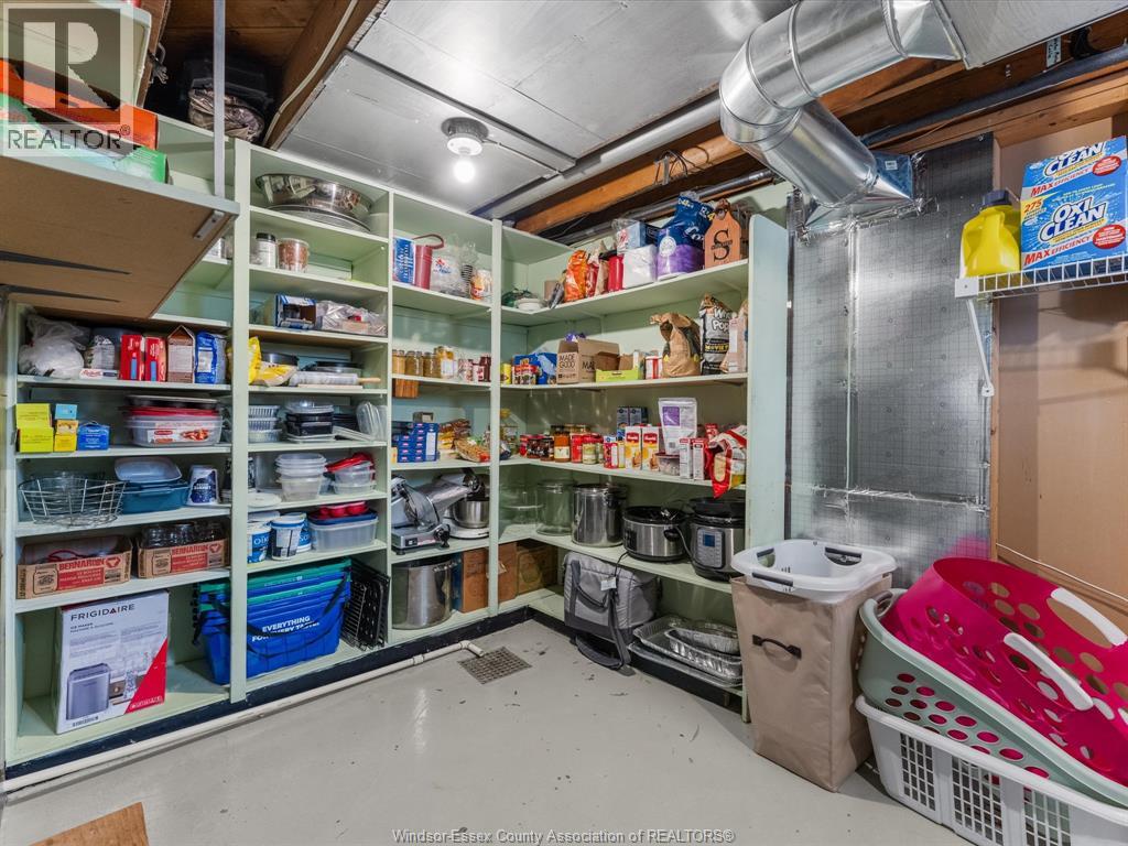 1384 GRANVILLE CRESCENT, Windsor, Ontario, N9C3N8 — Photo 13