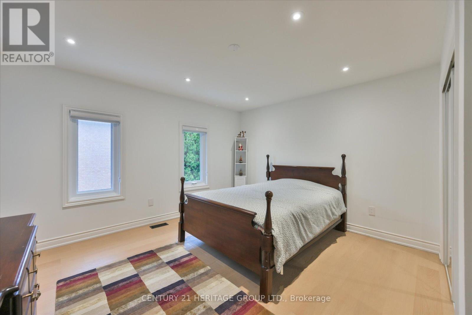 22 TANNERY COURT - 32