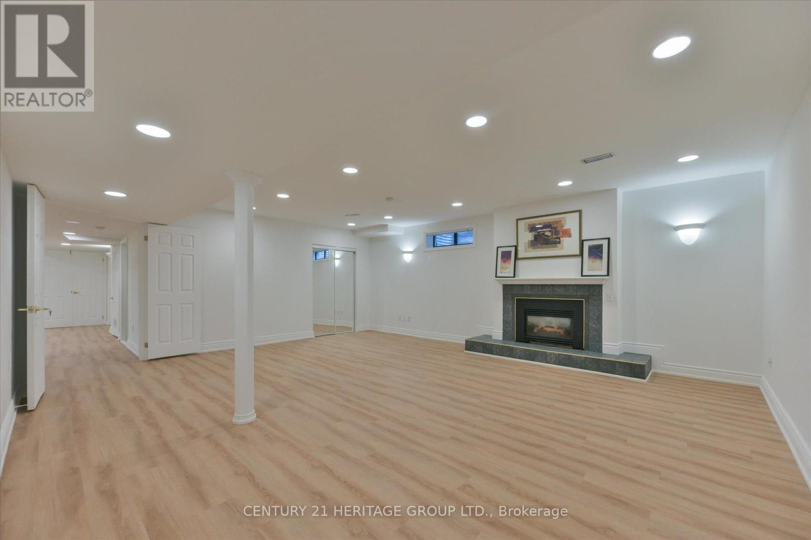 22 TANNERY COURT - 40