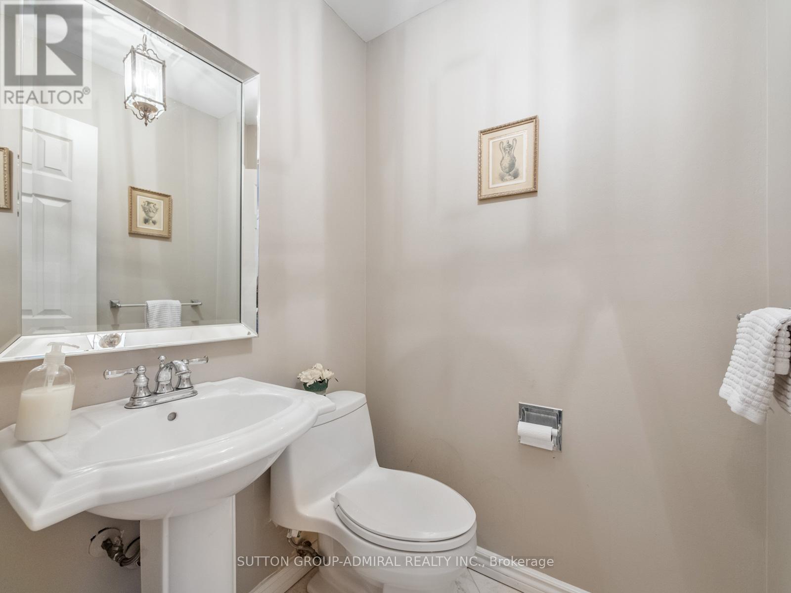 49 MIRIAM CRESCENT - 18