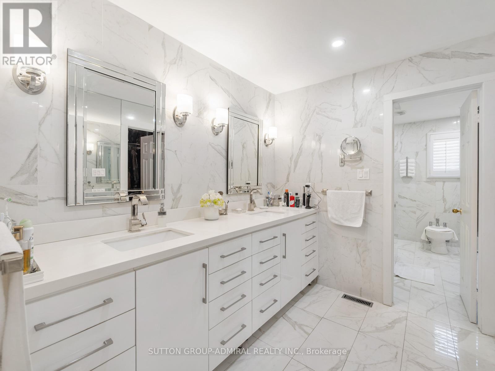 49 MIRIAM CRESCENT - 23