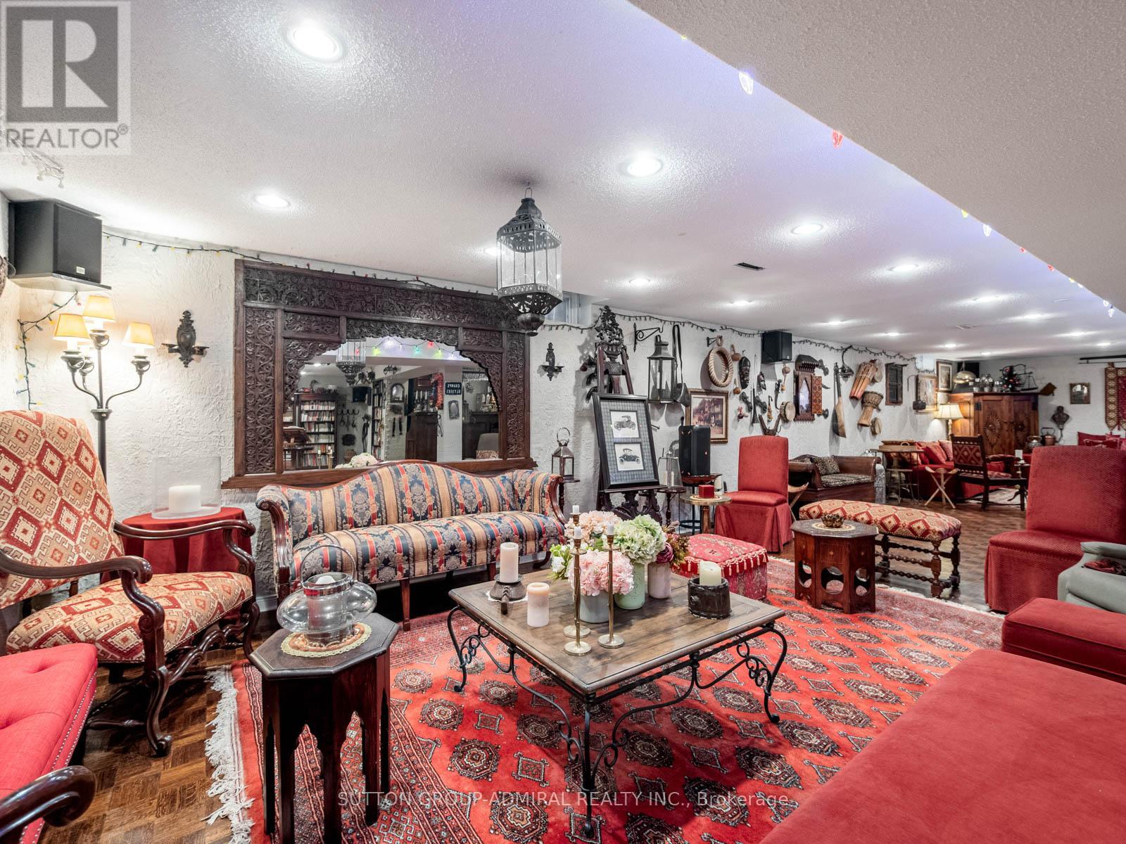 49 MIRIAM CRESCENT - 35