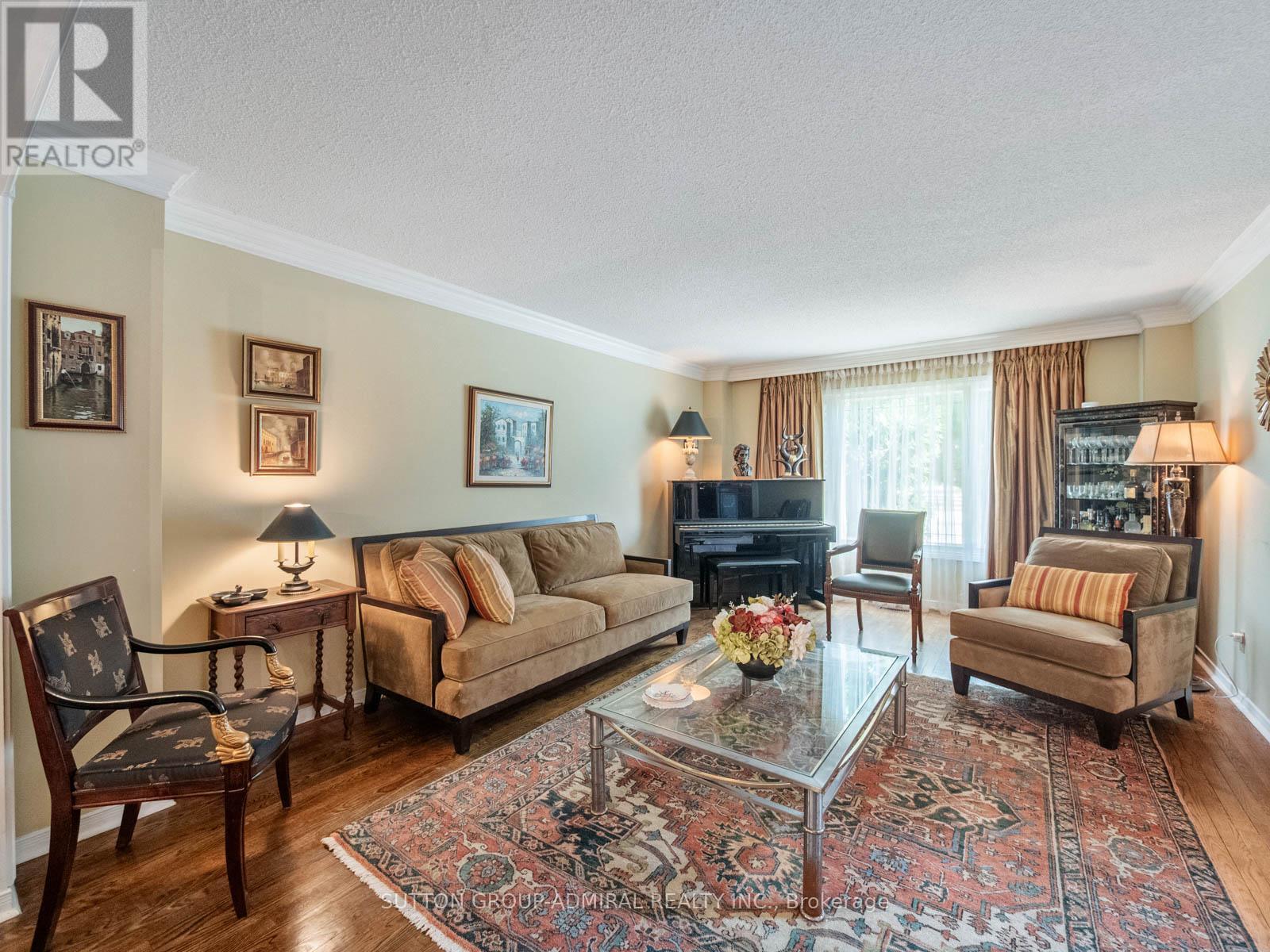 49 MIRIAM CRESCENT - 4