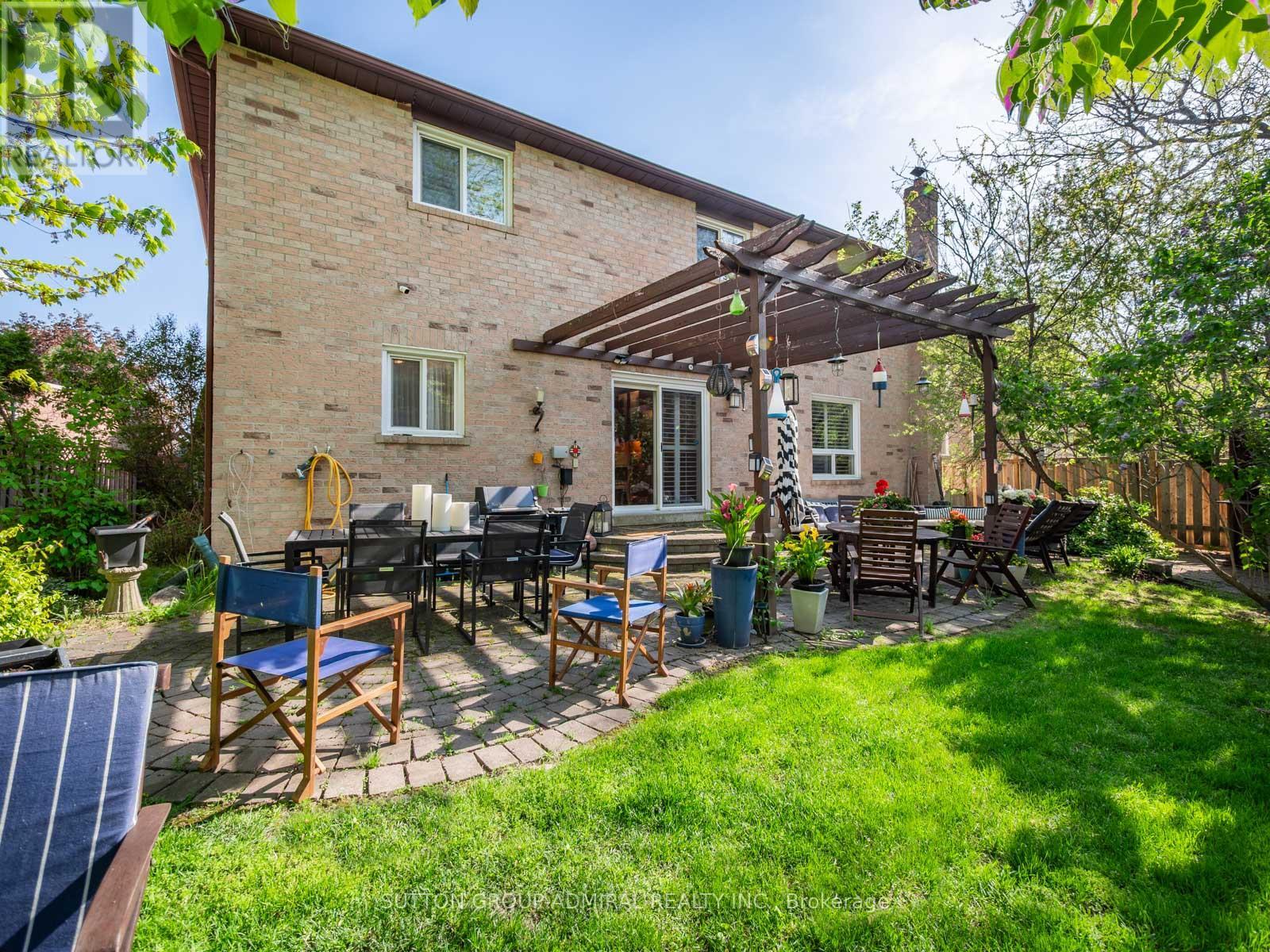 49 MIRIAM CRESCENT - 45