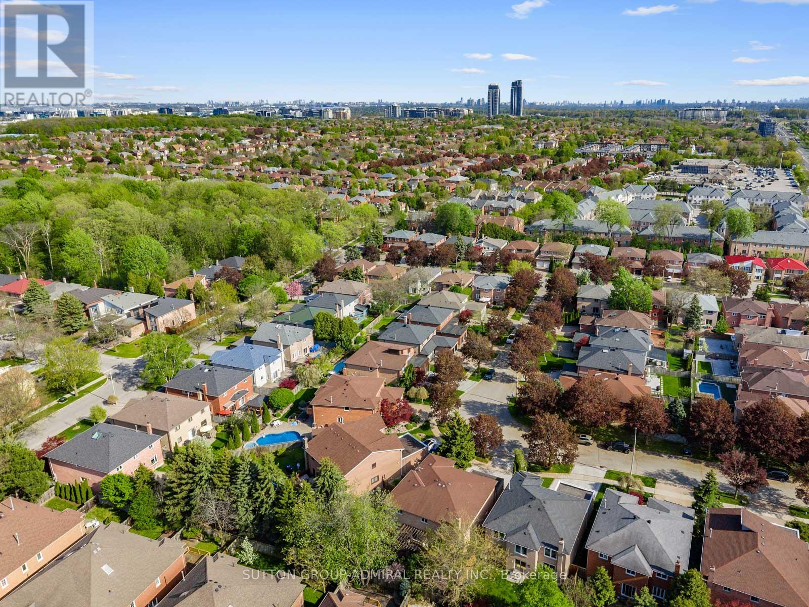 49 MIRIAM CRESCENT - 50
