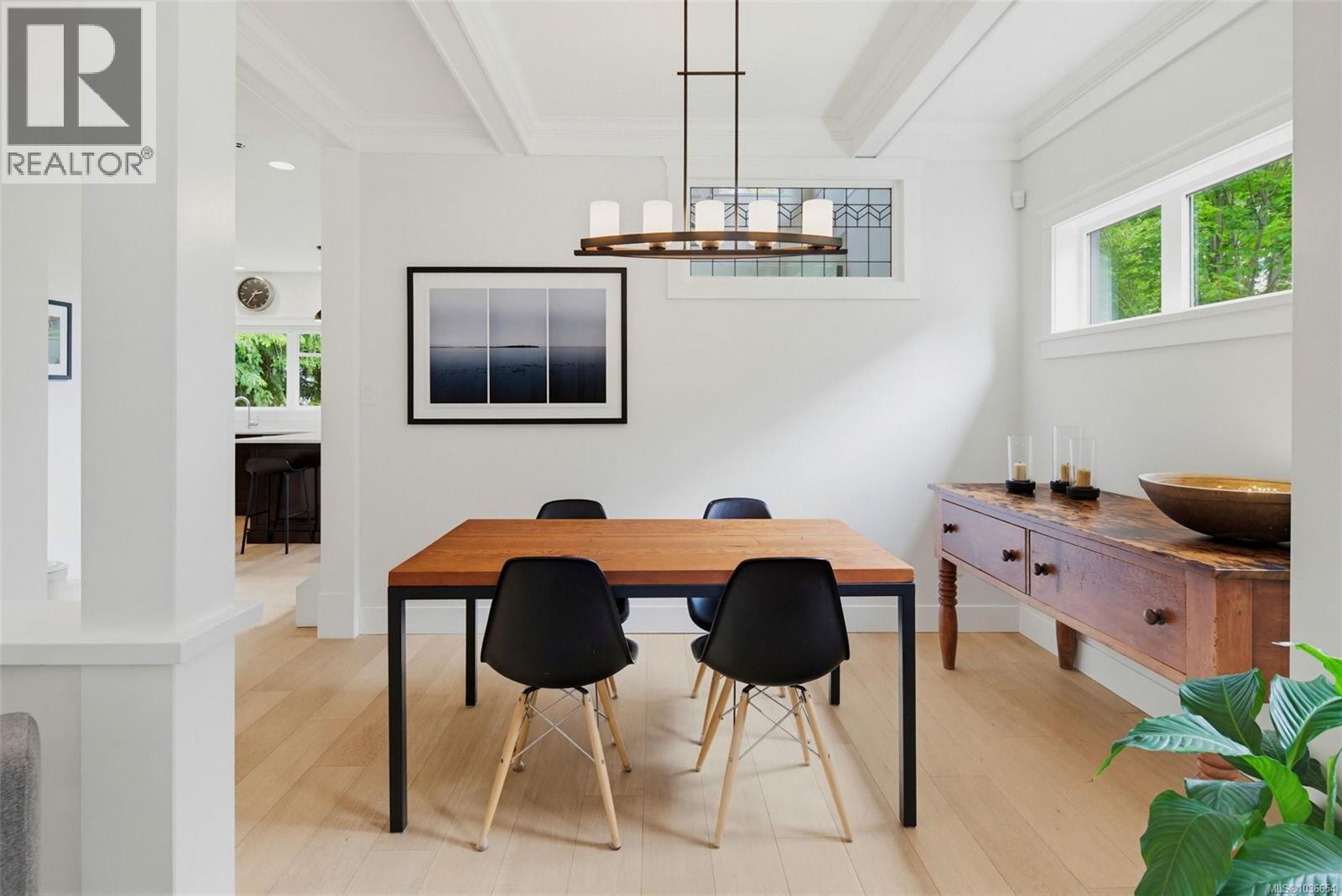 1217 Hewlett Pl - 7