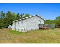 211 Ch. Stephens, Otter Lake, QC J0X2P0 Photo 24