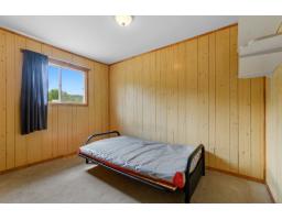 211 Ch. Stephens, Otter Lake, QC J0X2P0 Photo 11