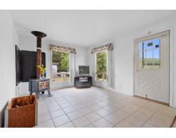 211 Ch. Stephens, Otter Lake, QC J0X2P0 Photo 7