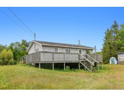 211 Ch. Stephens, Otter Lake, QC J0X2P0 Photo 36