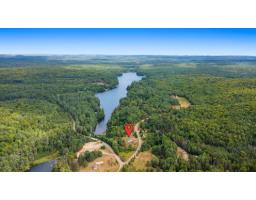 211 Ch. Stephens, Otter Lake, QC J0X2P0 Photo 32
