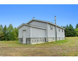 211 Ch. Stephens, Otter Lake, QC J0X2P0 Photo 16