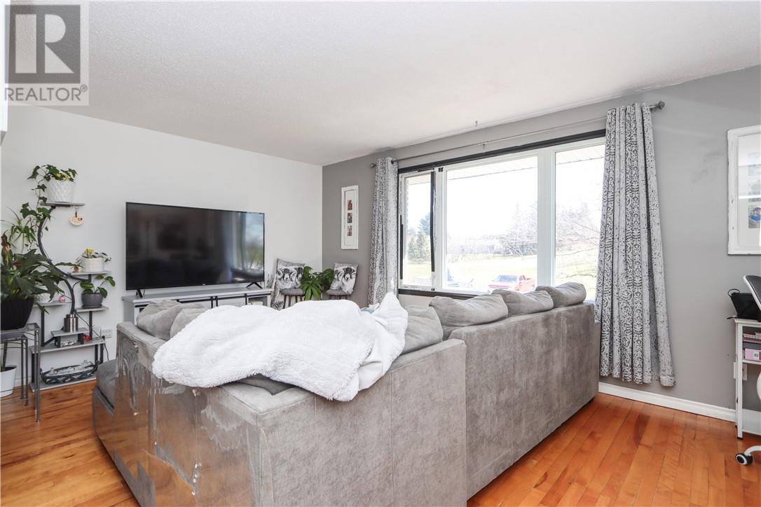 554 Phillip Street, Lively, Ontario, P3Y1N1 — Photo 8