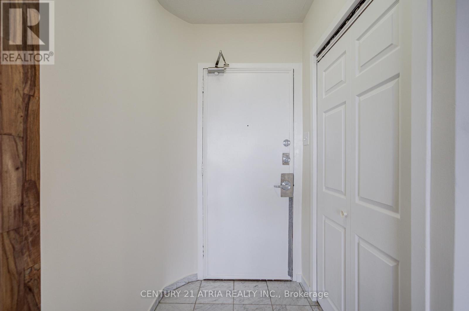 #906 235 GRANDRAVINE DRIVE - 14