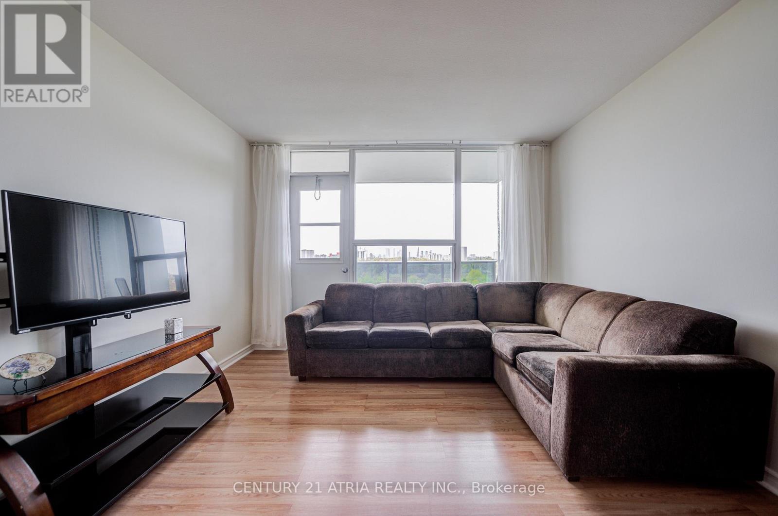 #906 235 GRANDRAVINE DRIVE - 17