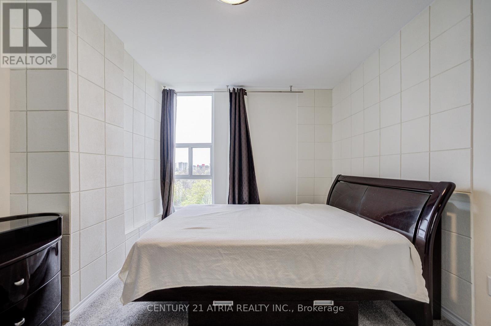 #906 235 GRANDRAVINE DRIVE - 34