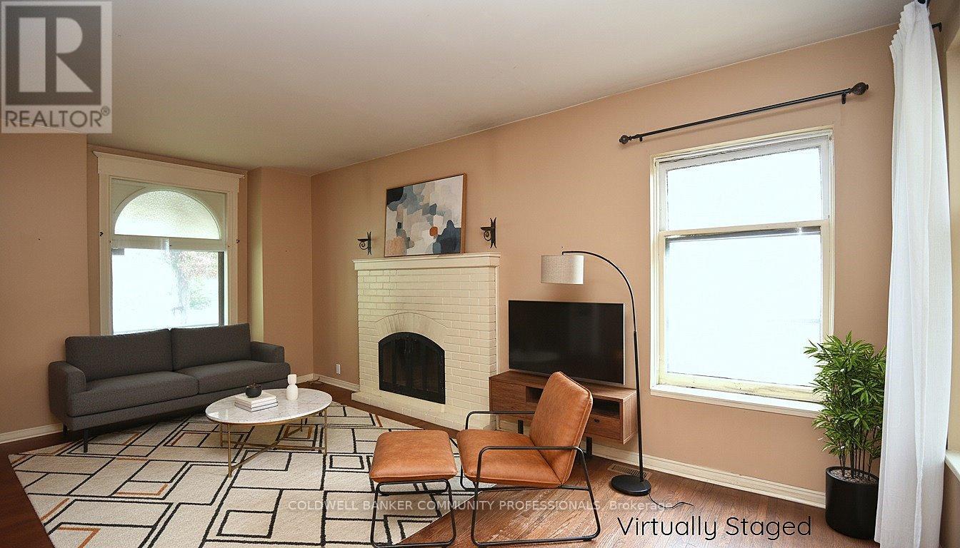 128 HESS STREET S - 10