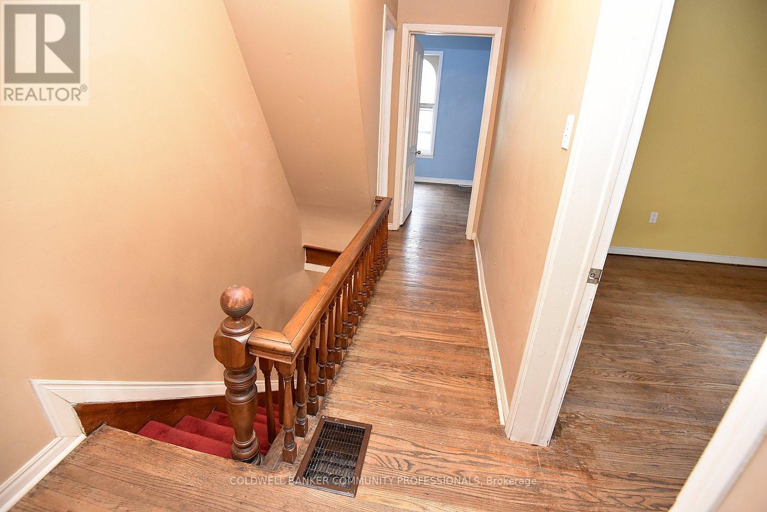 128 HESS STREET S - 22