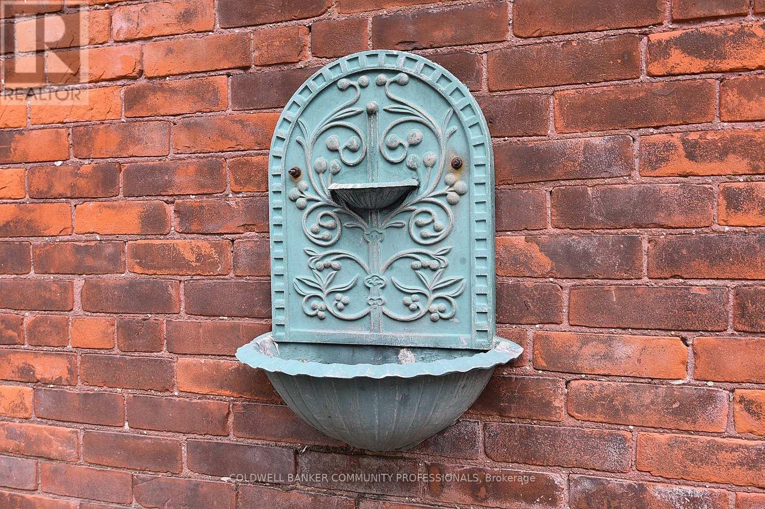 128 HESS STREET S - 37