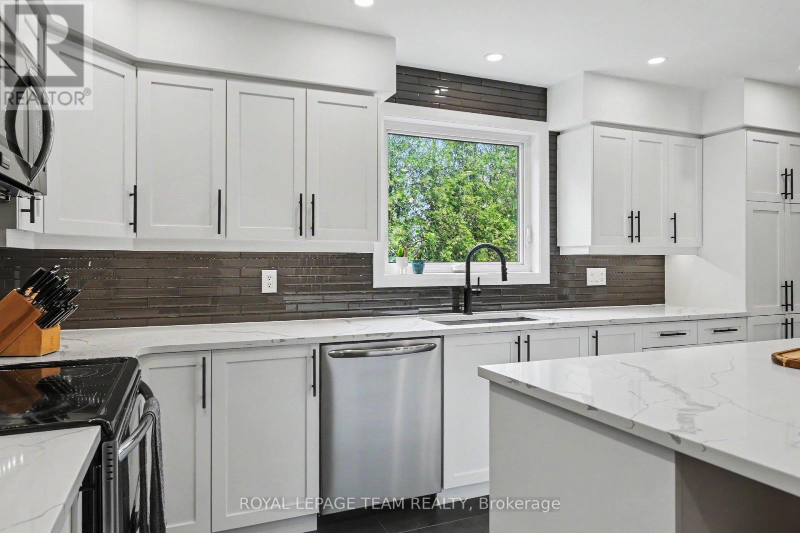 8471 MARIONVILLE ROAD - 15