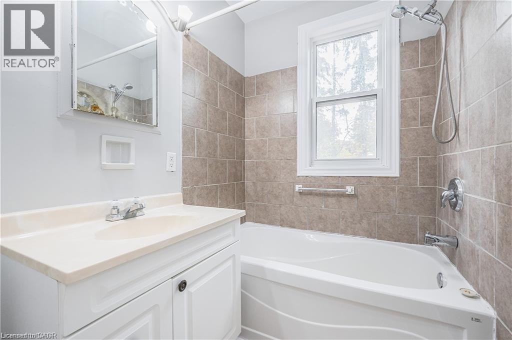 163 OTTAWA Street N, Kitchener, Ontario, N2H3K7 — Photo 15