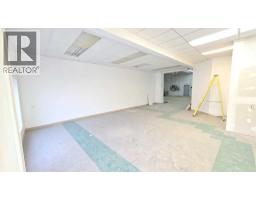 9606a 100 Street, Peace River, AB T8S1J5 Photo 7