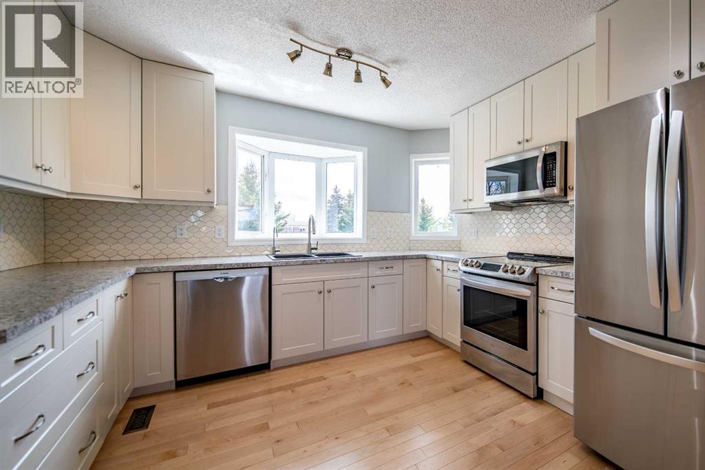 12, 712074 Range Rd 55 - 5