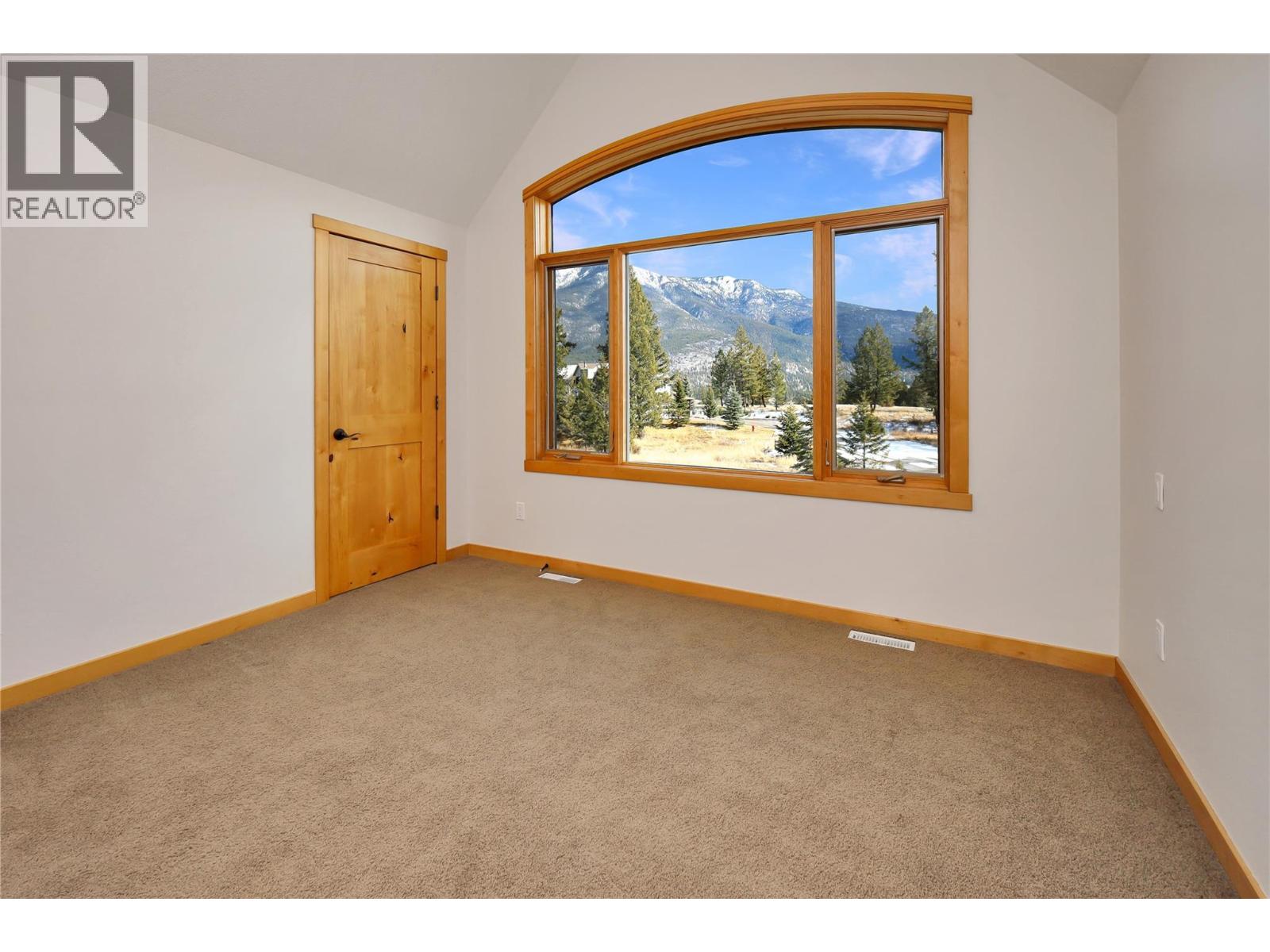 6800 COLUMBIA LAKE Road Unit# 21, Fairmont Hot Springs