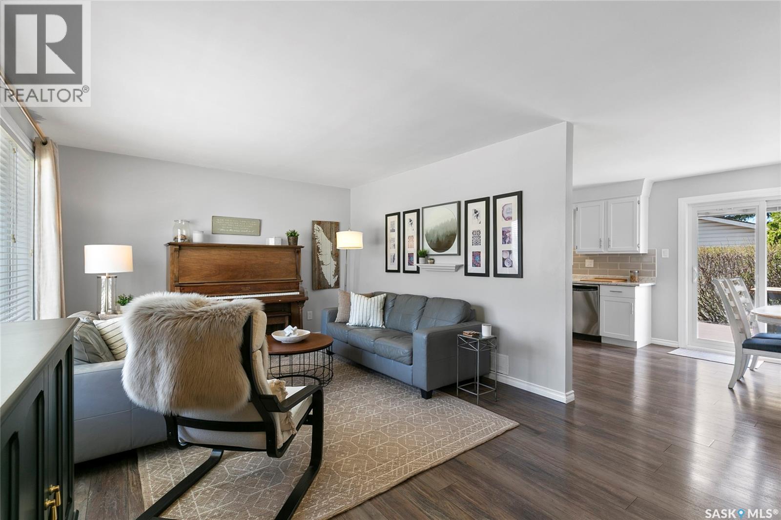 1206 Flexman CRESCENT N - 5
