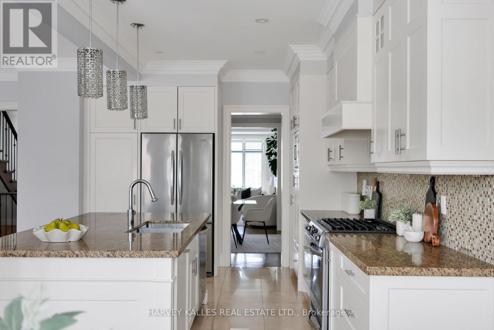 177 CHURCHILL AVENUE - 15